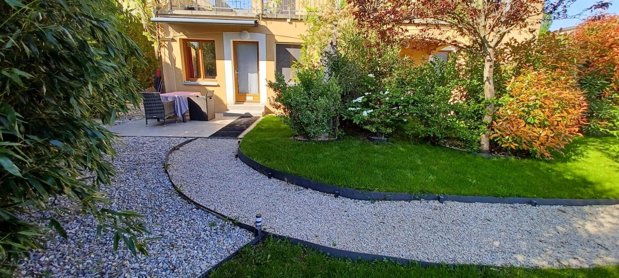 Appartement Entre Sisteron Et Gorges De La Meouge " Les Hauts De Toscane " Ribiers Bagian luar foto